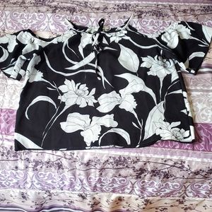 Black & White Cold Shoulder Blouse - Medium